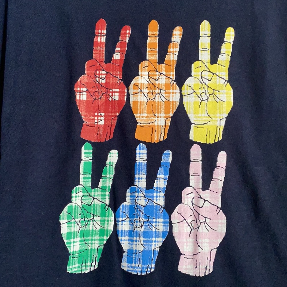 NEW rainbow plaid peace sign graphic top - Picture 4 of 8
